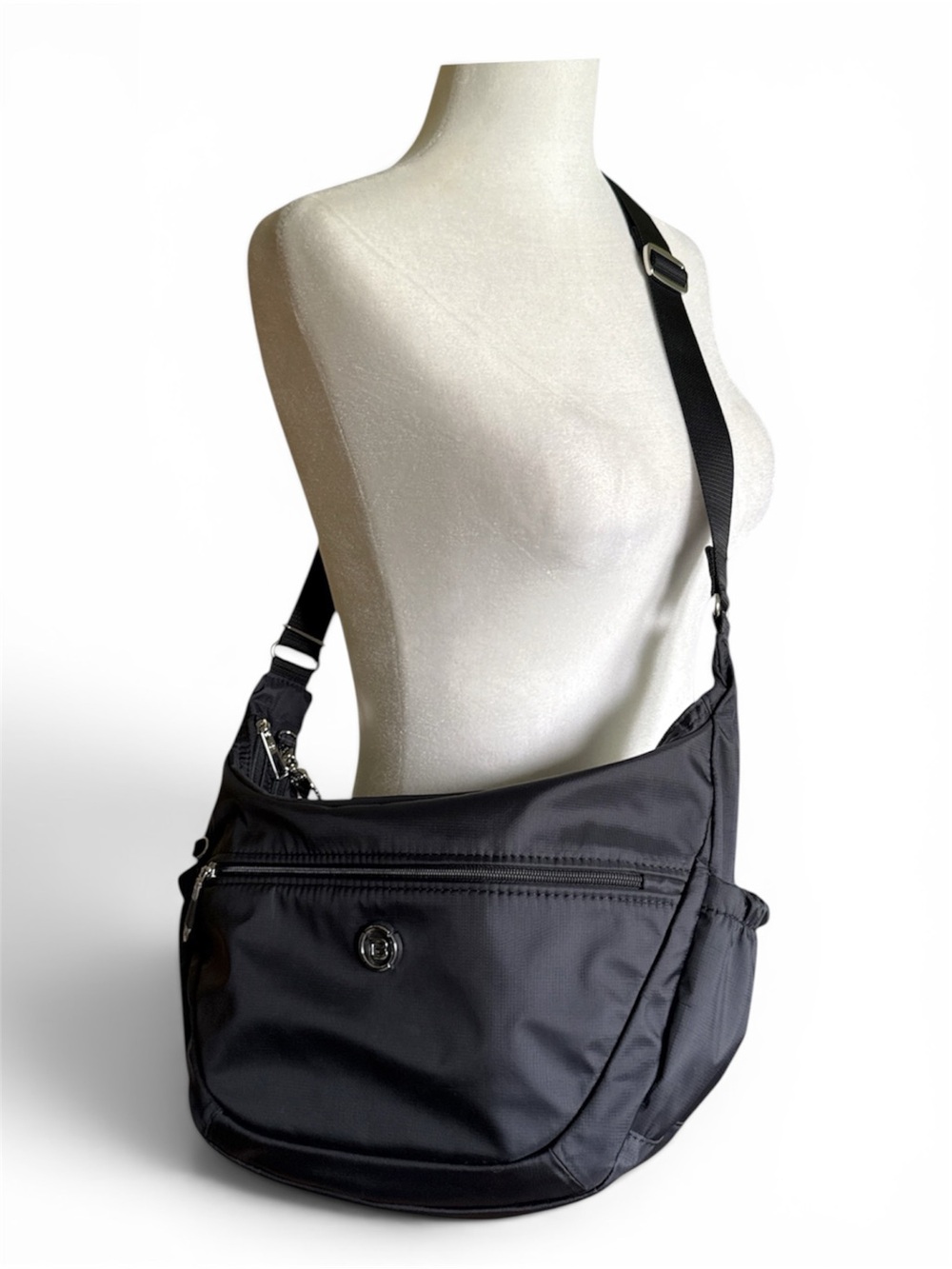 Beside-U Crossbody Bag Geo L Anti-Theft Sling Bag Black